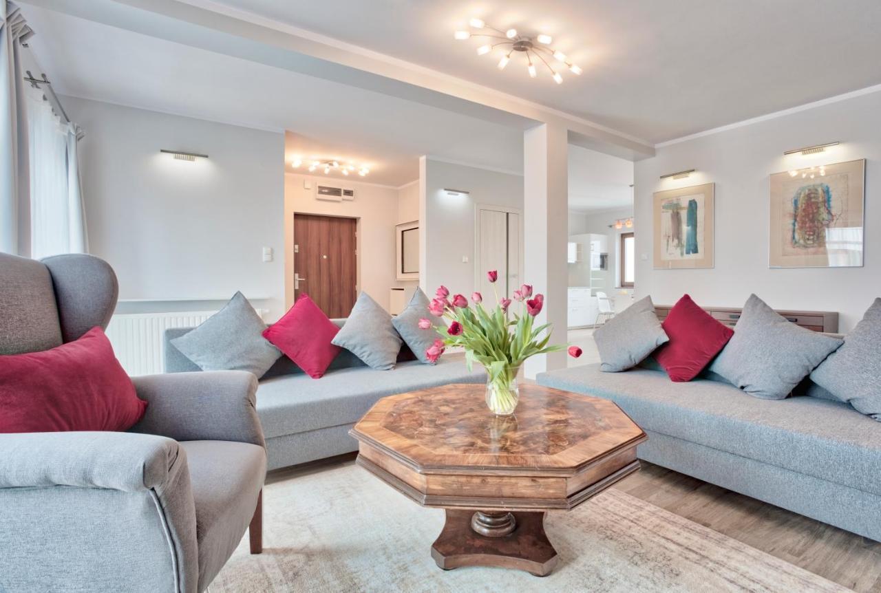 Family Apartment By Tyzenhauz คราคูฟ ภายนอก รูปภาพ