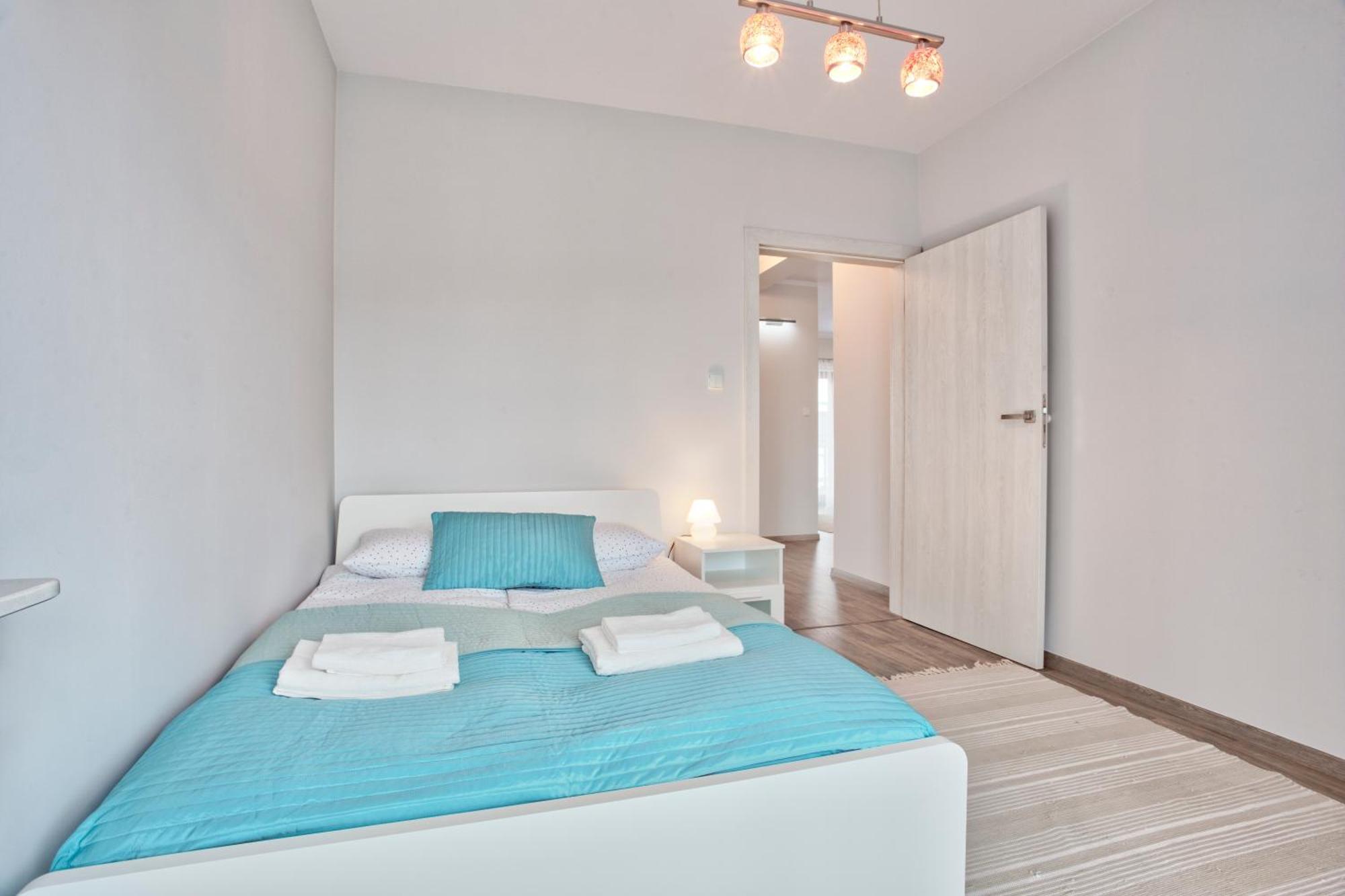 Family Apartment By Tyzenhauz คราคูฟ ภายนอก รูปภาพ